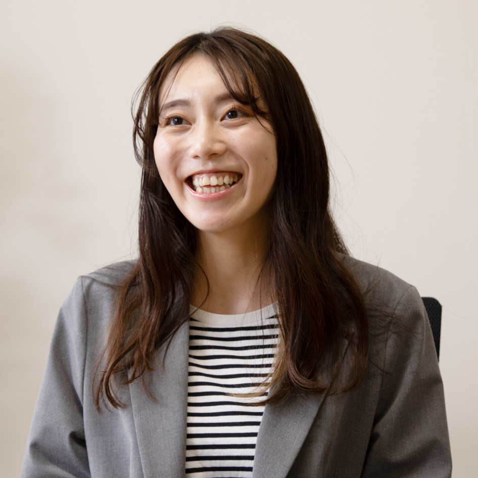 吉田奈々2024年入社